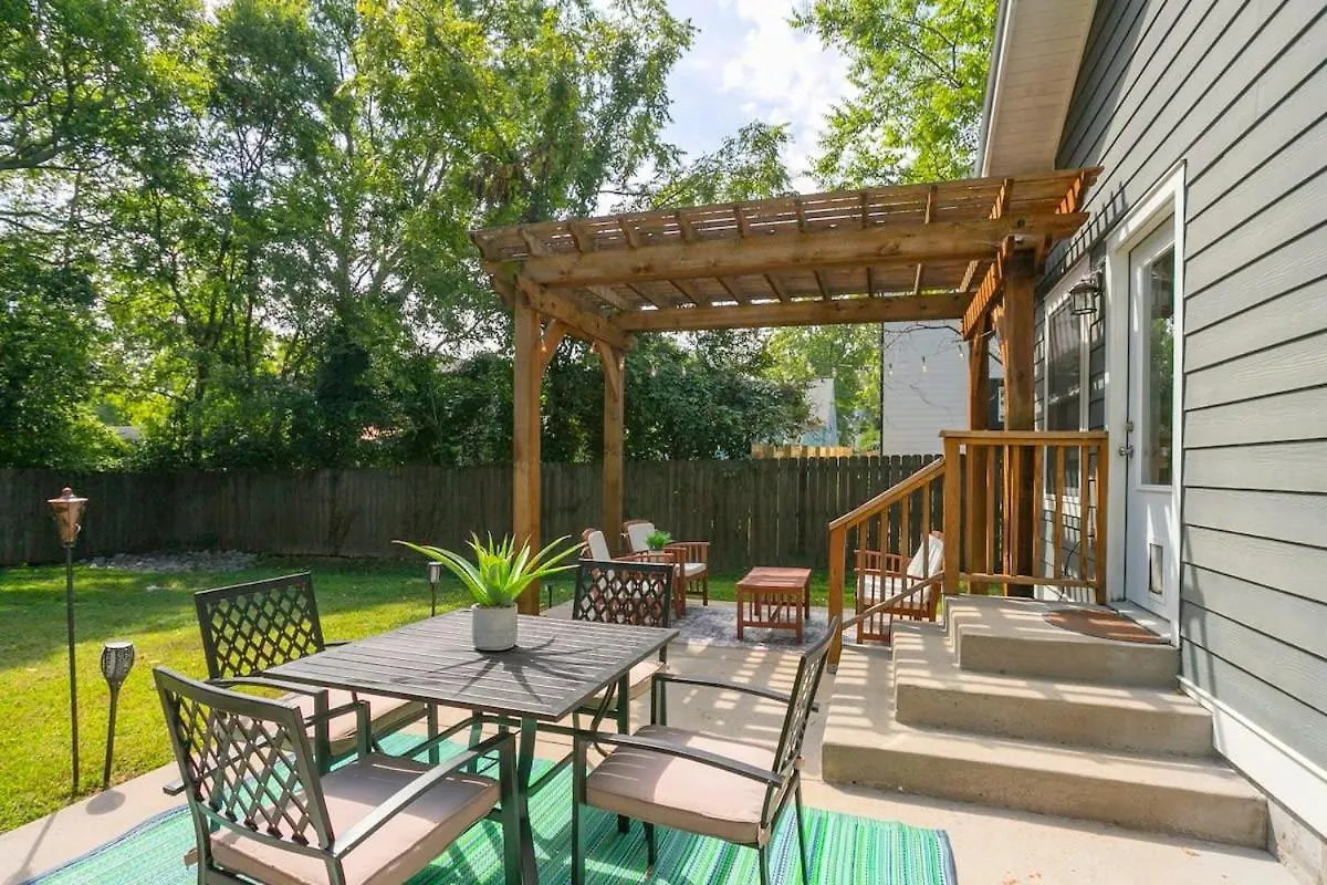 Holiday home July Discount! Cottage Close To Downtown, Yard Nashville